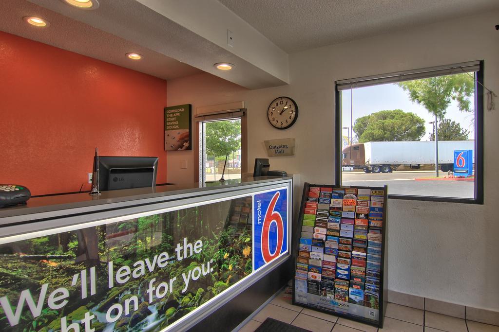 Motel 6-Sacramento, Ca - North מראה חיצוני תמונה