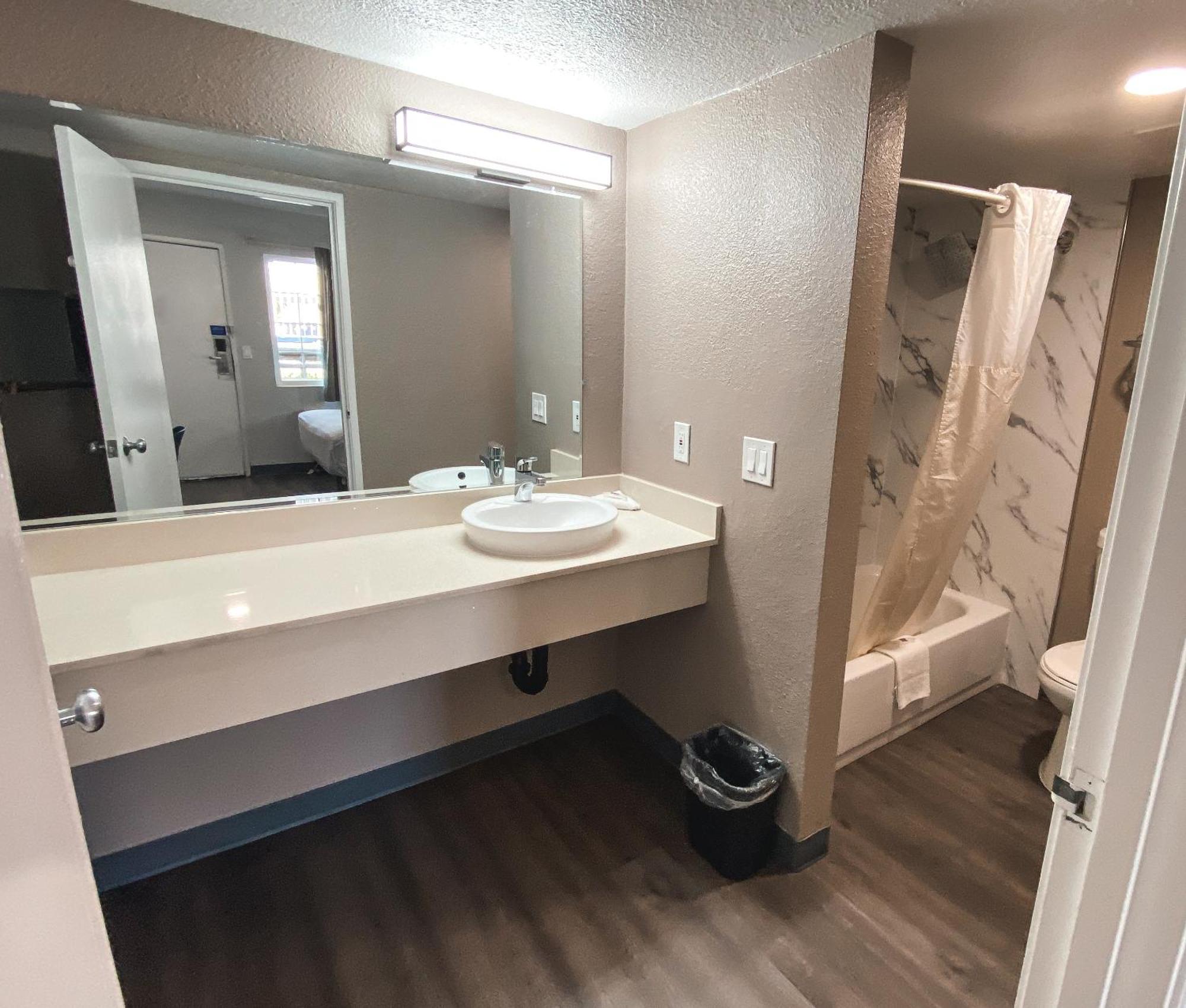 Motel 6-Sacramento, Ca - North מראה חיצוני תמונה