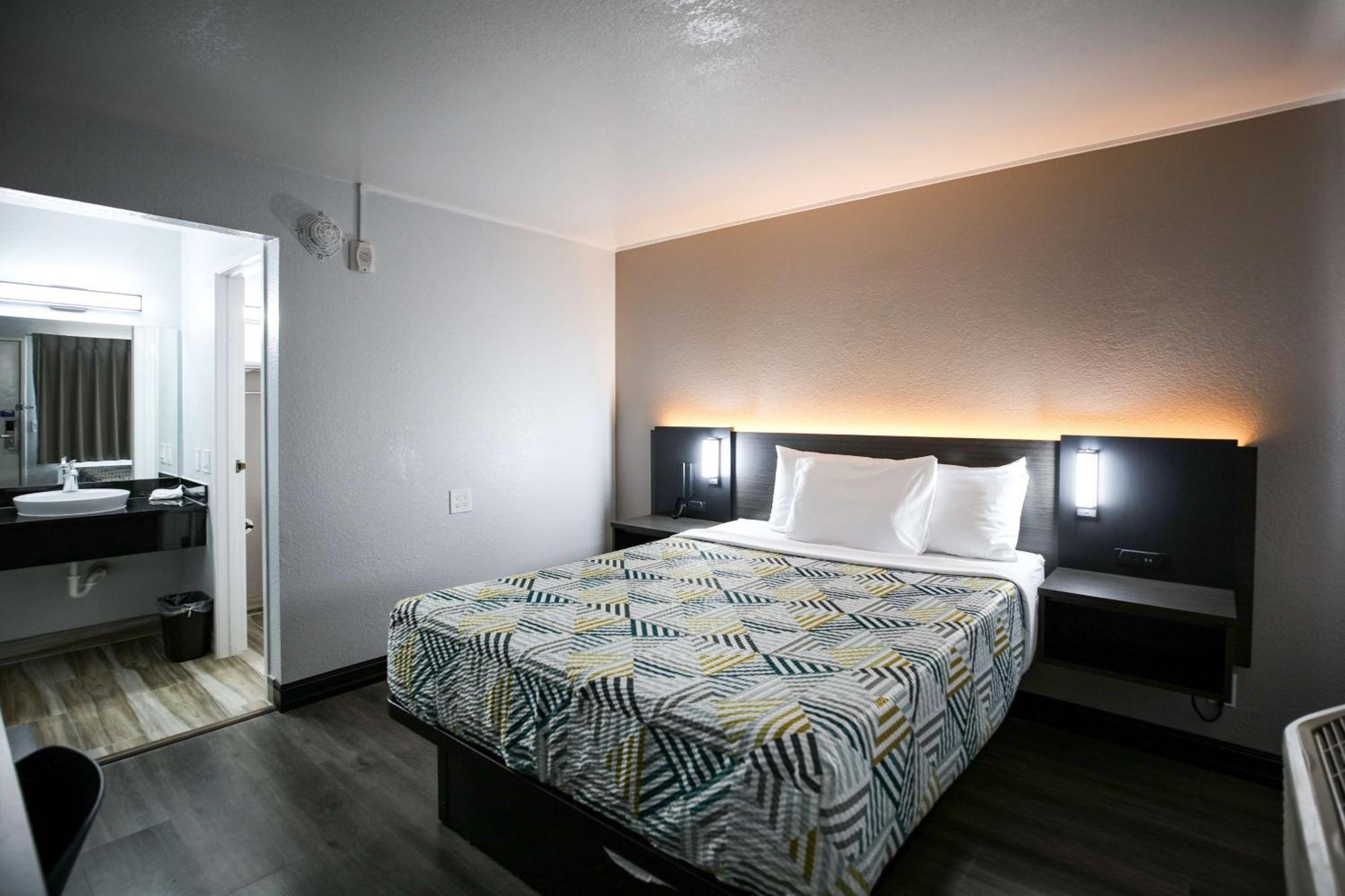 Motel 6-Sacramento, Ca - North מראה חיצוני תמונה